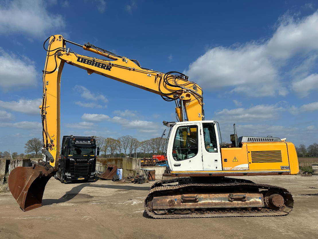 Liebherr R934C Hdsl - Kettenbagger: das Bild 2 Liebherr R934C Hdsl - Kettenbagger: das Bild 2