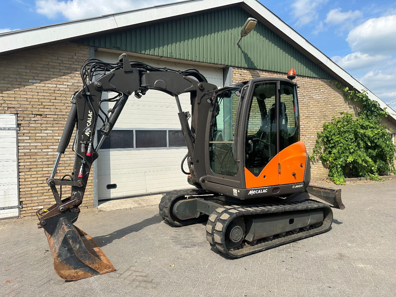Mecalac 6MCR - Minibagger: das Bild 3 Mecalac 6MCR - Minibagger: das Bild 3