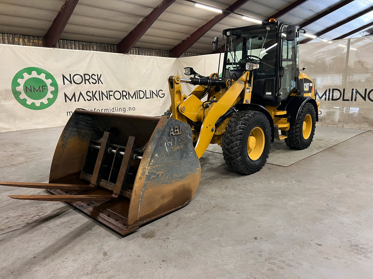 Cat 908M - Radlader: das Bild 3 Cat 908M - Radlader: das Bild 3