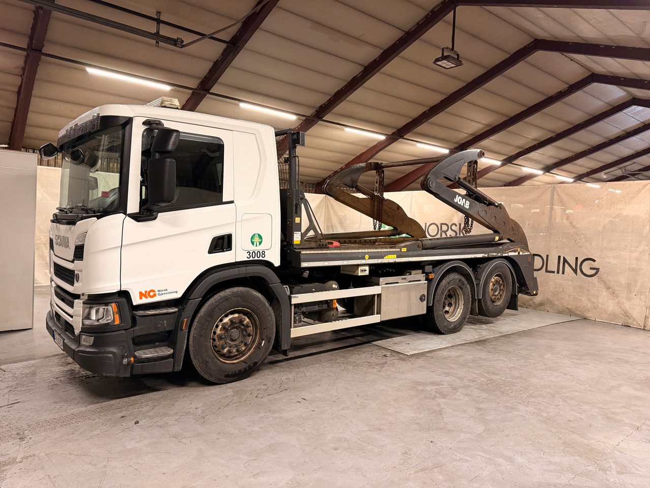 Scania P410 - Absetzkipper: das Bild 1 Scania P410 - Absetzkipper: das Bild 1