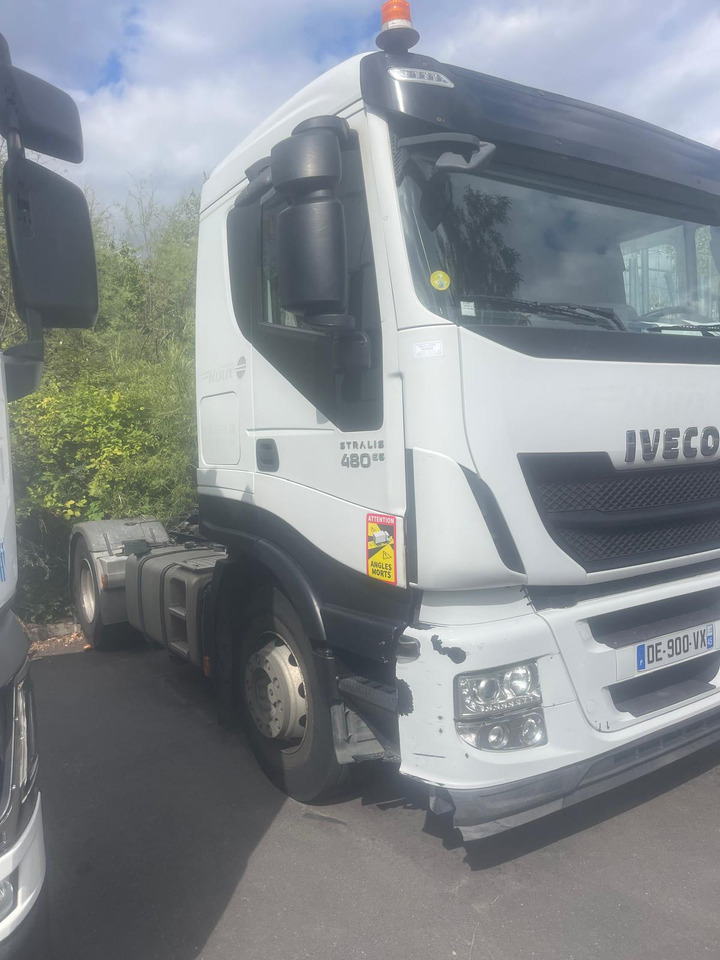 IVECO STRALIS 480 - Sattelzugmaschine: das Bild 2 IVECO STRALIS 480 - Sattelzugmaschine: das Bild 2