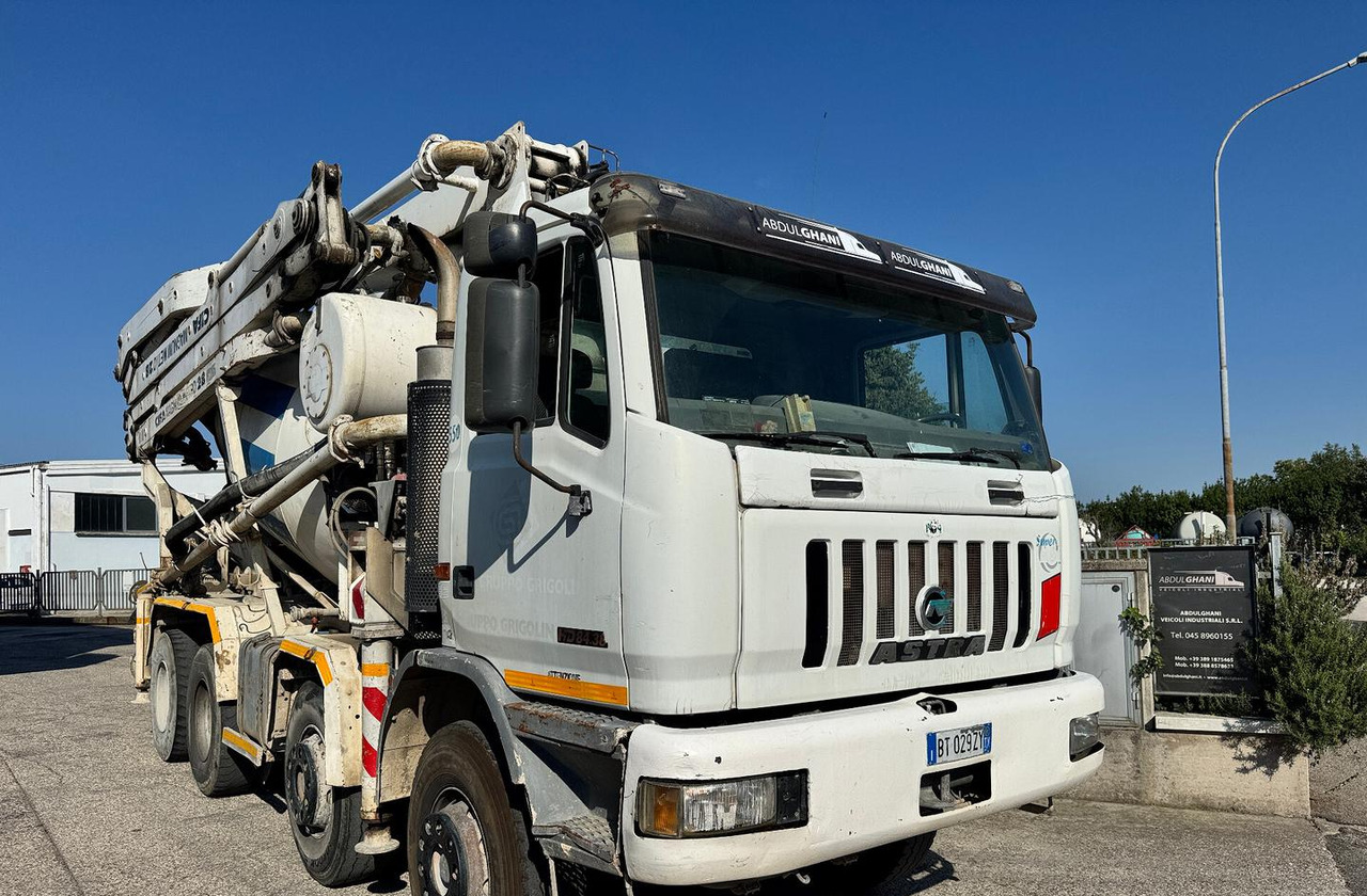 Betonpompa CIFA ASTRA HD84.38 - 2003 - Fahrmischerbetonpumpe: das Bild 4 Betonpompa CIFA ASTRA HD84.38 - 2003 - Fahrmischerbetonpumpe: das Bild 4