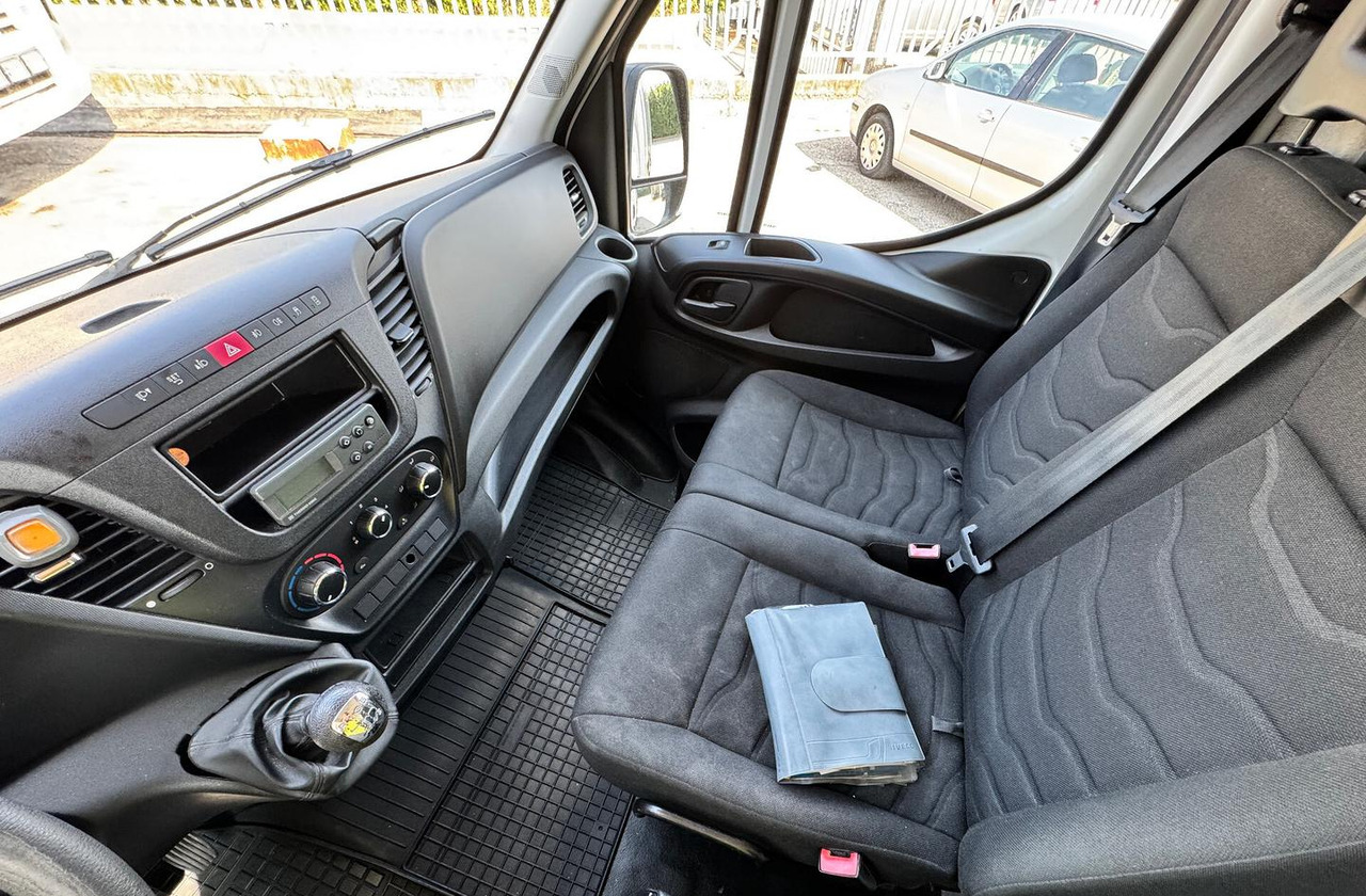 IVECO DAILY 35S15 - FRIGO FRC - PATENTE B - Kühltransporter: das Bild 5 IVECO DAILY 35S15 - FRIGO FRC - PATENTE B - Kühltransporter: das Bild 5