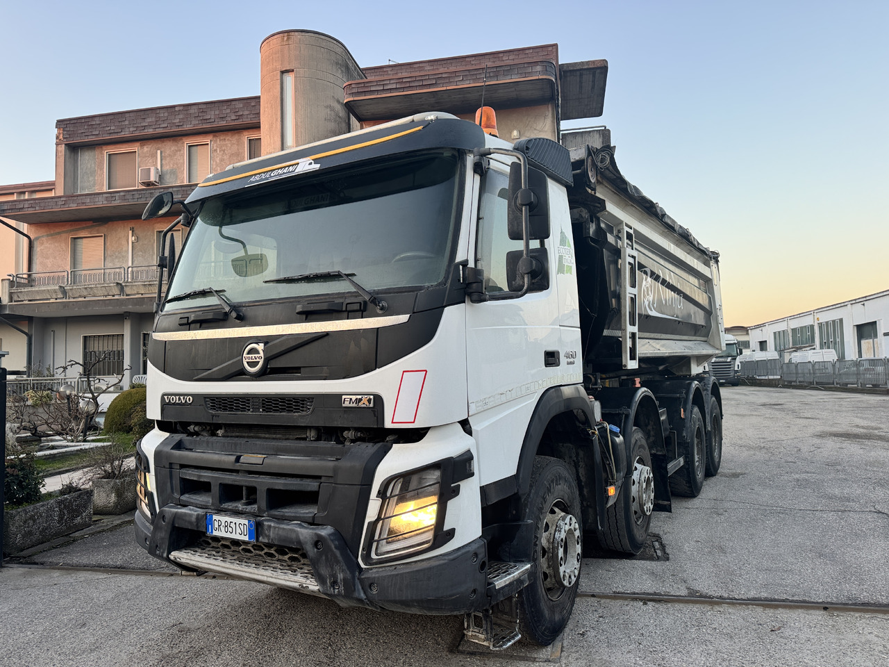 VOLVO FMX 460 - Kipper: das Bild 2 VOLVO FMX 460 - Kipper: das Bild 2