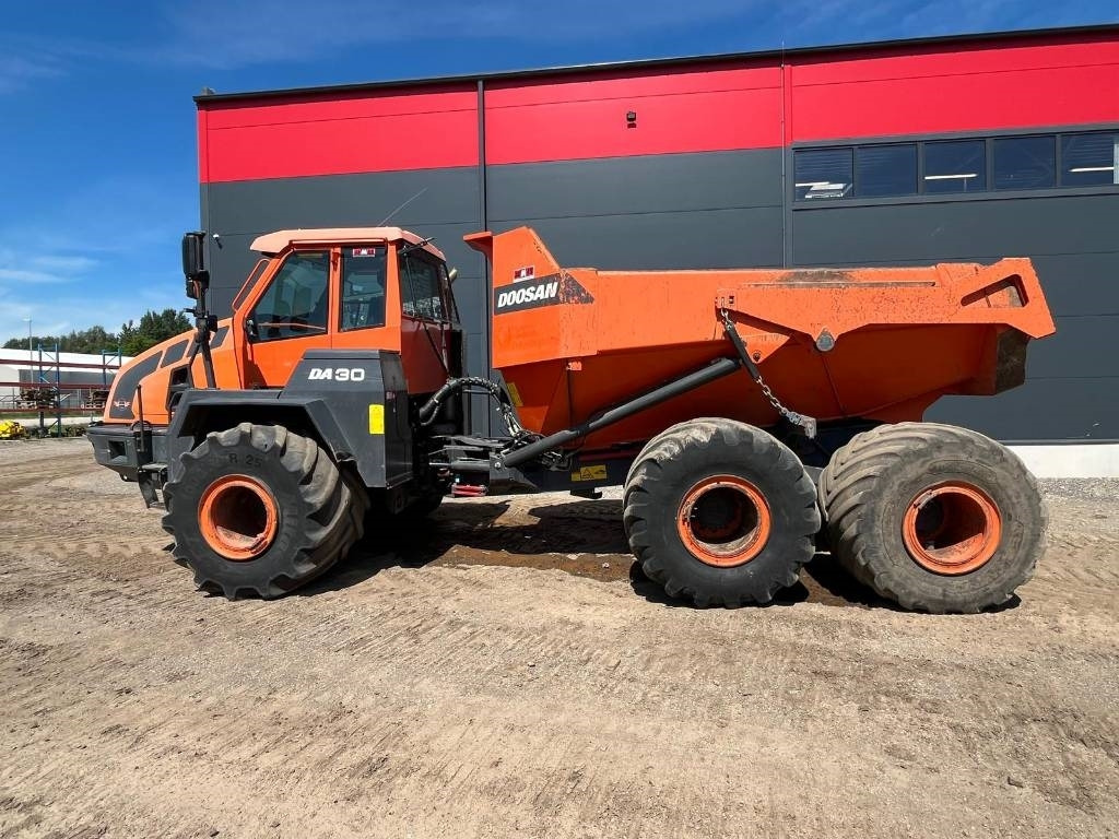Doosan DA 30 - Knickgelenkter Dumper: das Bild 1 Doosan DA 30 - Knickgelenkter Dumper: das Bild 1