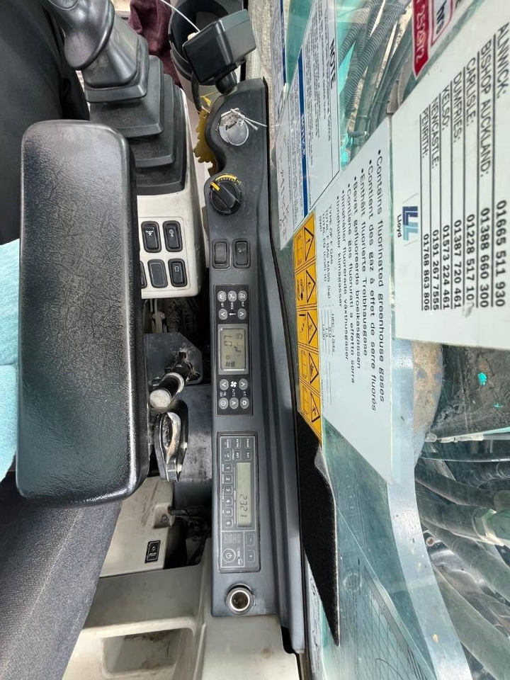 Kettenbagger Kobelco SK300LC-10: das Bild 14