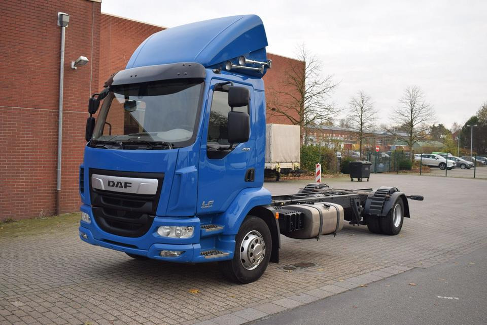 DAF LF 280 Fahrgestell Klima Navi 8-Gang ACC AHK - Fahrgestell LKW: das Bild 1 DAF LF 280 Fahrgestell Klima Navi 8-Gang ACC AHK - Fahrgestell LKW: das Bild 1