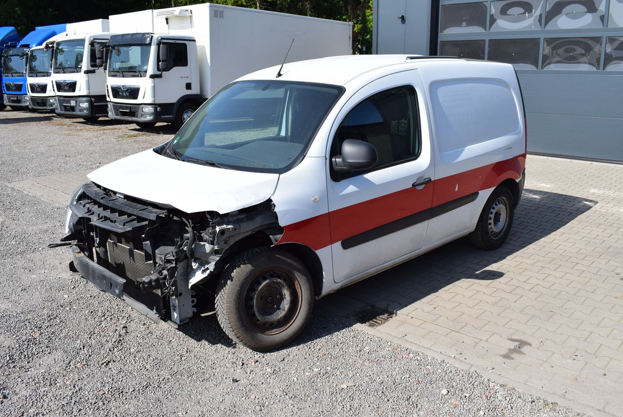 Mercedes-Benz Citan 109 CDI lang Klima AHK Regale UNFALL - Kleintransporter: das Bild 4 Mercedes-Benz Citan 109 CDI lang Klima AHK Regale UNFALL - Kleintransporter: das Bild 4