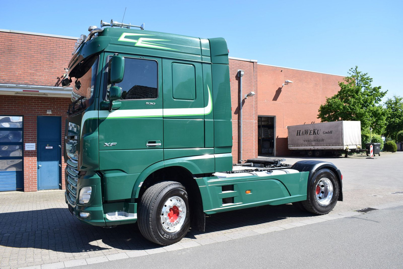 DAF XF 530 FT Retarder Leder Standklima Hydraulik - Sattelzugmaschine: das Bild 2 DAF XF 530 FT Retarder Leder Standklima Hydraulik - Sattelzugmaschine: das Bild 2