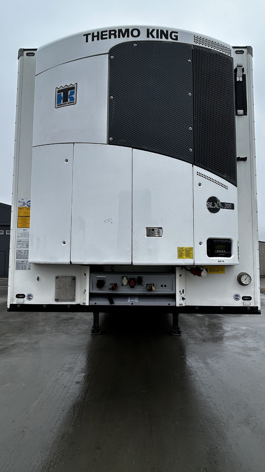 SCHMITZ SKO 24 - Kühlkoffer Auflieger: das Bild 2 SCHMITZ SKO 24 - Kühlkoffer Auflieger: das Bild 2