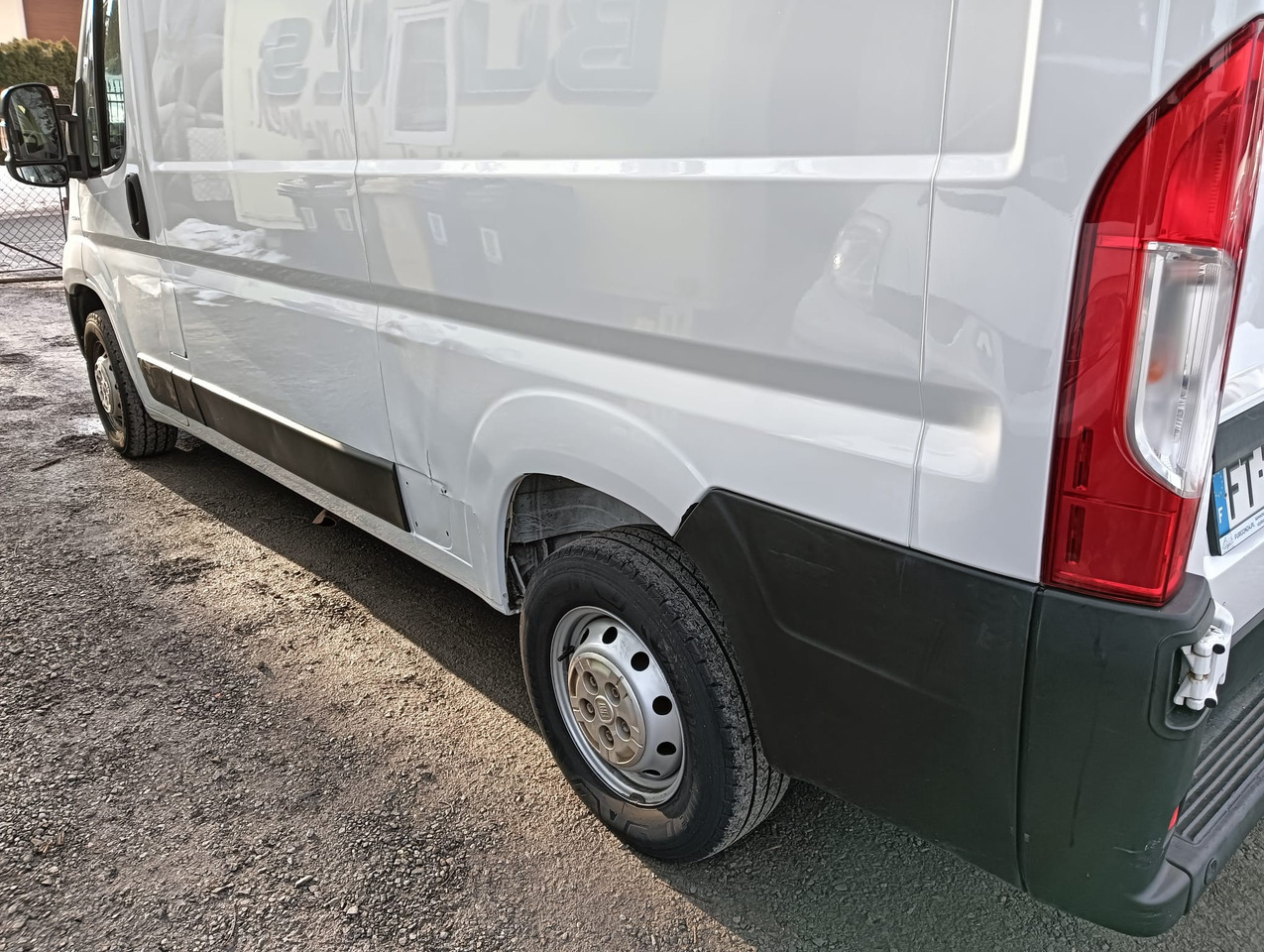 Kleintransporter FIAT DUCATO FURGON BLASZAK L2H1 NR 823: das Bild 13