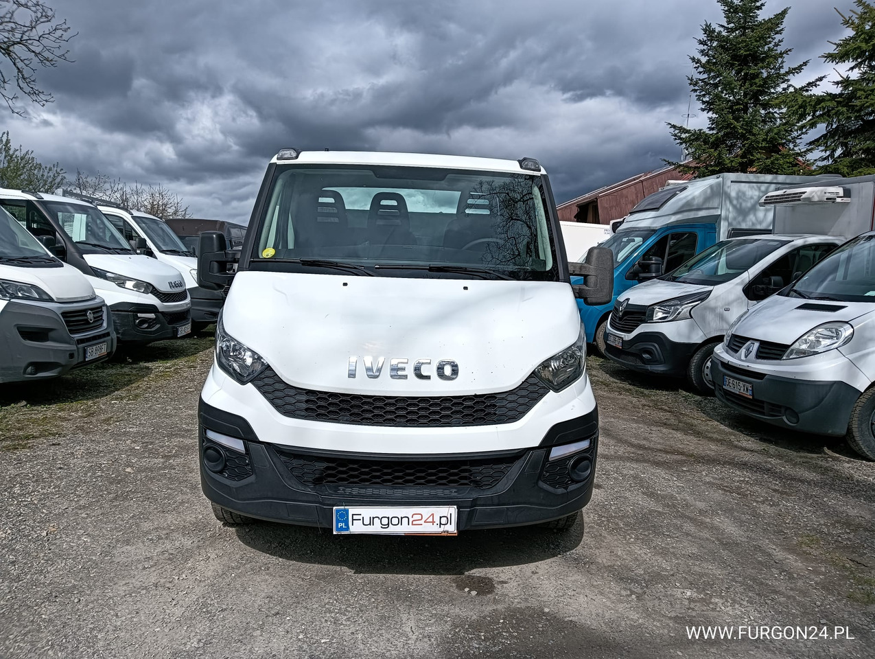 IVECO DAILY 35S11 SKRZYNIA PAKA SKRZYNKA NARZĘDZIOWA NR 727 - Pritsche Transporter: das Bild 2 IVECO DAILY 35S11 SKRZYNIA PAKA SKRZYNKA NARZĘDZIOWA NR 727 - Pritsche Transporter: das Bild 2