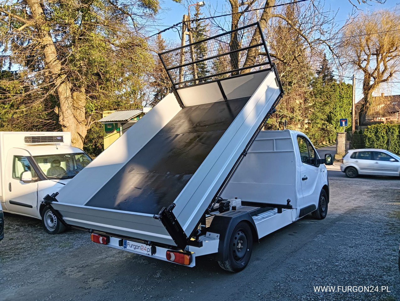 OPEL VIVARO WYWROTKA KIPER Z NAJAZDAMI NR 632 - Kipper Transporter: das Bild 5 OPEL VIVARO WYWROTKA KIPER Z NAJAZDAMI NR 632 - Kipper Transporter: das Bild 5
