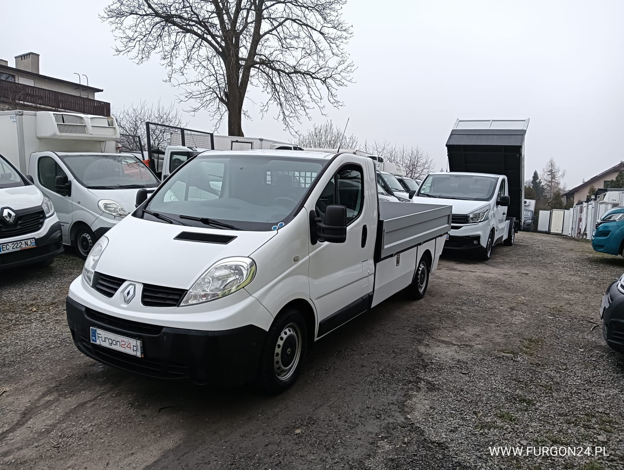 RENAULT TRAFIC PLATFORMA DO ZABUDOWY NR 625 - Kipper Transporter: das Bild 2 RENAULT TRAFIC PLATFORMA DO ZABUDOWY NR 625 - Kipper Transporter: das Bild 2