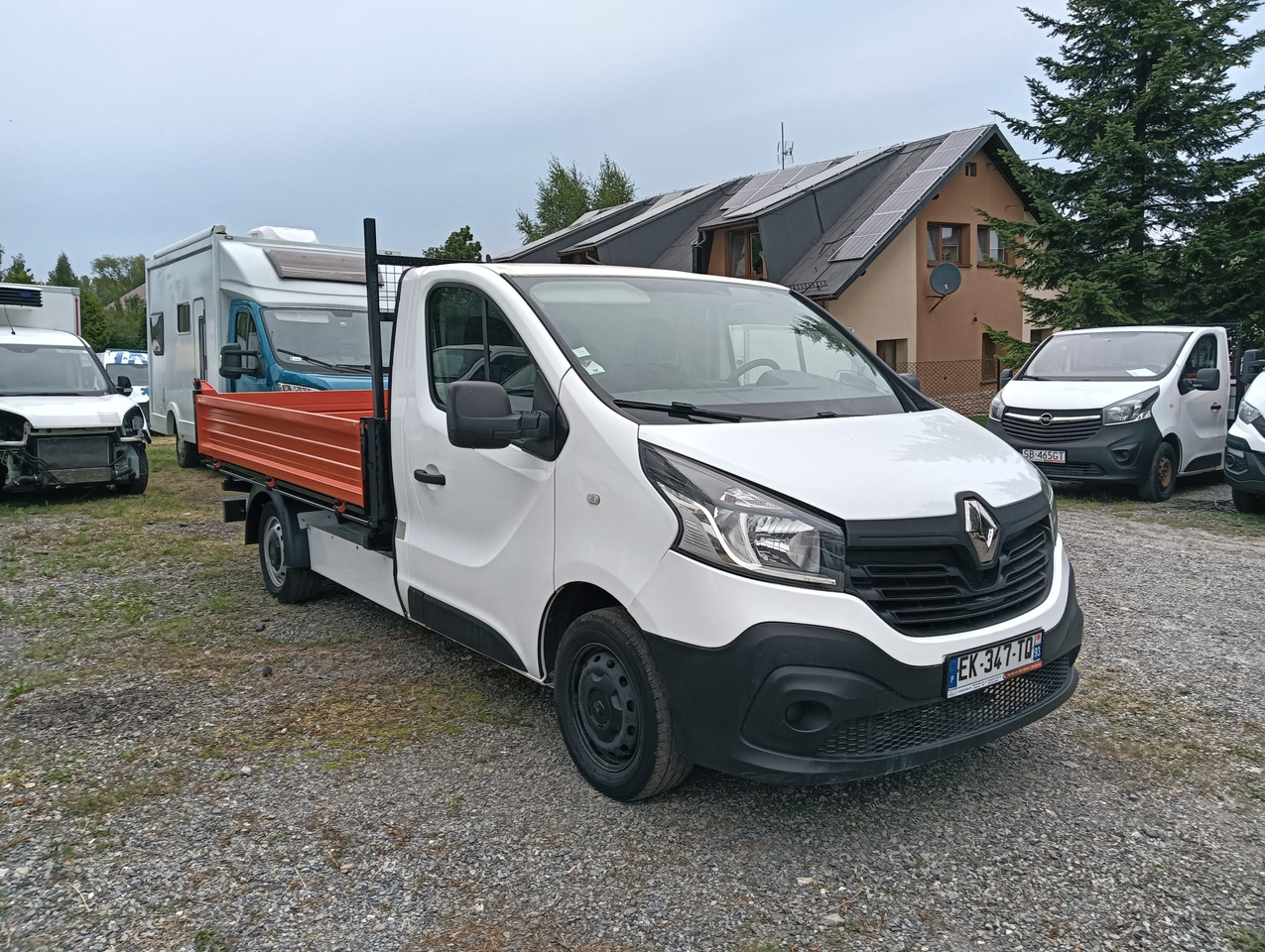 RENAULT TRAFIC WYWROTKA KIPER Z NAJAZDAMI NR 840 - Kipper Transporter: das Bild 2 RENAULT TRAFIC WYWROTKA KIPER Z NAJAZDAMI NR 840 - Kipper Transporter: das Bild 2