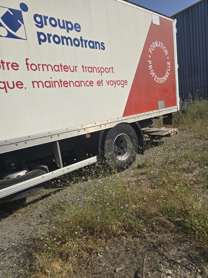 Renault PREMIUM 300 - Koffer LKW: das Bild 3 Renault PREMIUM 300 - Koffer LKW: das Bild 3