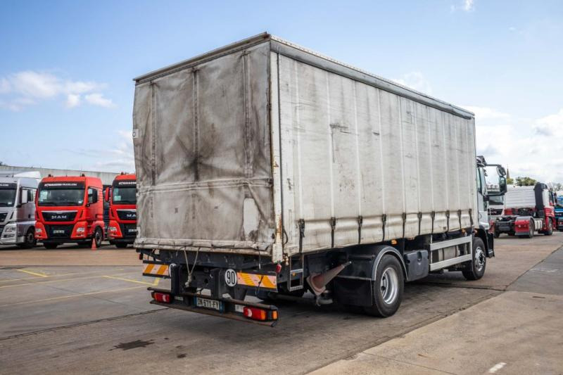 Iveco EUROCARGO 160E25 - Plane LKW: das Bild 3 Iveco EUROCARGO 160E25 - Plane LKW: das Bild 3