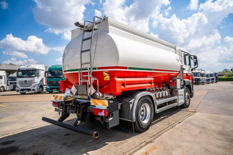 MAN TGS 18.400 // CUVE ALU MAGYAR 13.500L + 5 COMP - Tankwagen: das Bild 4 MAN TGS 18.400 // CUVE ALU MAGYAR 13.500L + 5 COMP - Tankwagen: das Bild 4