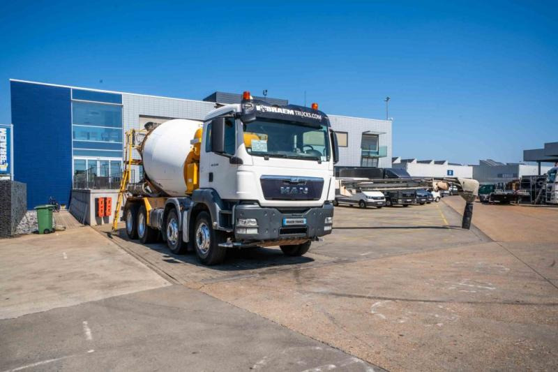 MAN TGS 32.360 BB+LIEBHERR+TAPIS THEAM TS 13m - Fahrmischer: das Bild 2 MAN TGS 32.360 BB+LIEBHERR+TAPIS THEAM TS 13m - Fahrmischer: das Bild 2