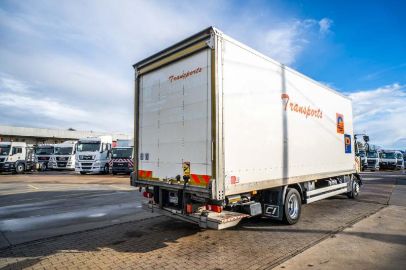 Renault D WIDE 250 DXI (12T)+DHOLLANDIA - Koffer LKW: das Bild 4 Renault D WIDE 250 DXI (12T)+DHOLLANDIA - Koffer LKW: das Bild 4