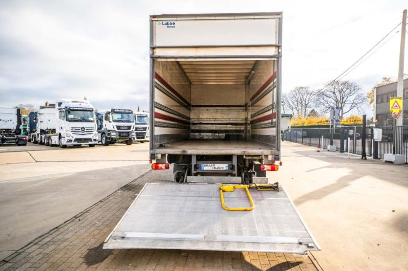 Renault D12 210 DXI // HAYON DHOLLANDIA - Koffer LKW: das Bild 5 Renault D12 210 DXI // HAYON DHOLLANDIA - Koffer LKW: das Bild 5