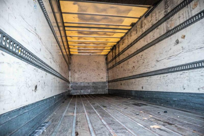 Renault MIDLUM 270 DXI - Koffer LKW: das Bild 5 Renault MIDLUM 270 DXI - Koffer LKW: das Bild 5
