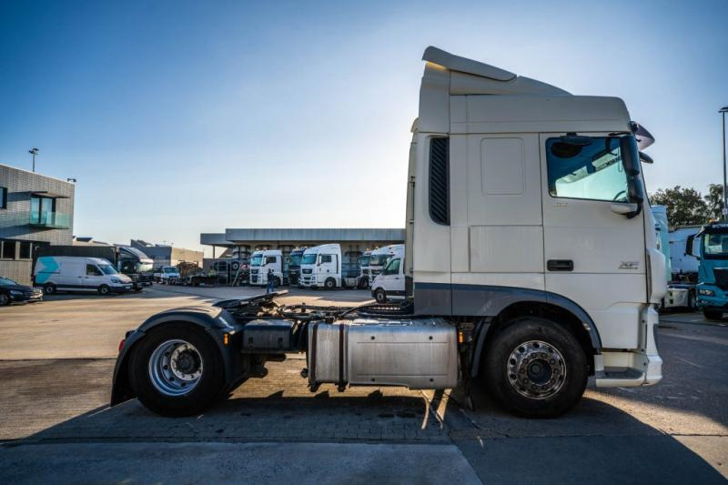 DAF XF 460 + HYDR. (50ton) - Sattelzugmaschine: das Bild 3 DAF XF 460 + HYDR. (50ton) - Sattelzugmaschine: das Bild 3