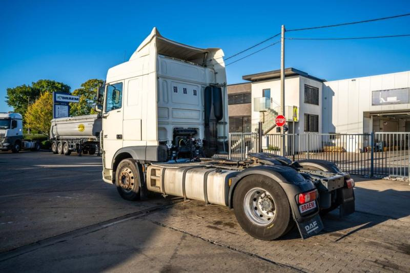 DAF XF 460 + HYDR. (50ton) - Sattelzugmaschine: das Bild 5 DAF XF 460 + HYDR. (50ton) - Sattelzugmaschine: das Bild 5