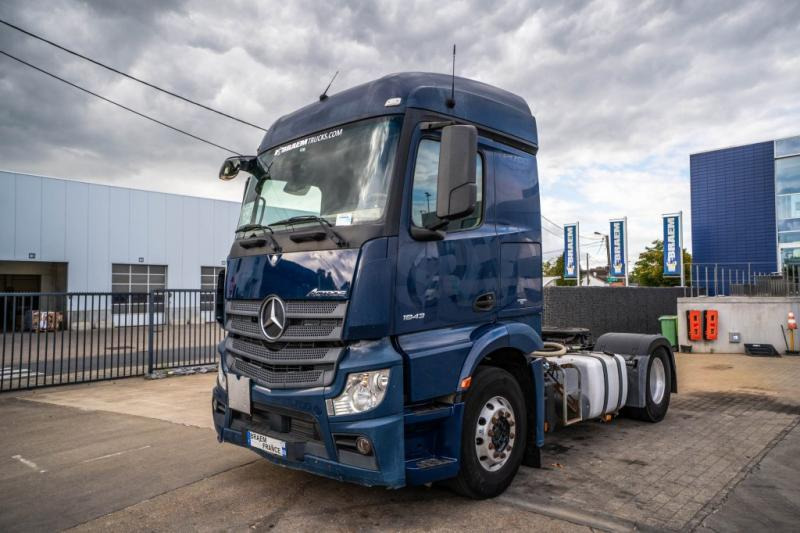 Mercedes ACTROS 1843 LS + HYDRAULIQUE - Sattelzugmaschine: das Bild 1 Mercedes ACTROS 1843 LS + HYDRAULIQUE - Sattelzugmaschine: das Bild 1