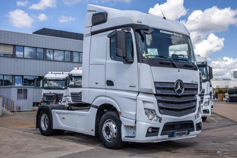 Mercedes ACTROS 1845 LS - Sattelzugmaschine: das Bild 2 Mercedes ACTROS 1845 LS - Sattelzugmaschine: das Bild 2