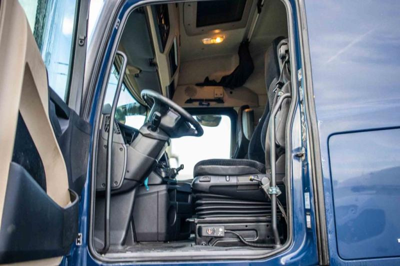 Mercedes ACTROS 1848 LS+E6+HYDR. - Sattelzugmaschine: das Bild 5 Mercedes ACTROS 1848 LS+E6+HYDR. - Sattelzugmaschine: das Bild 5