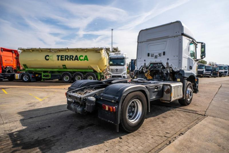 Mercedes AROCS 1843 LS ( NO ACTROS) - Sattelzugmaschine: das Bild 4 Mercedes AROCS 1843 LS ( NO ACTROS) - Sattelzugmaschine: das Bild 4