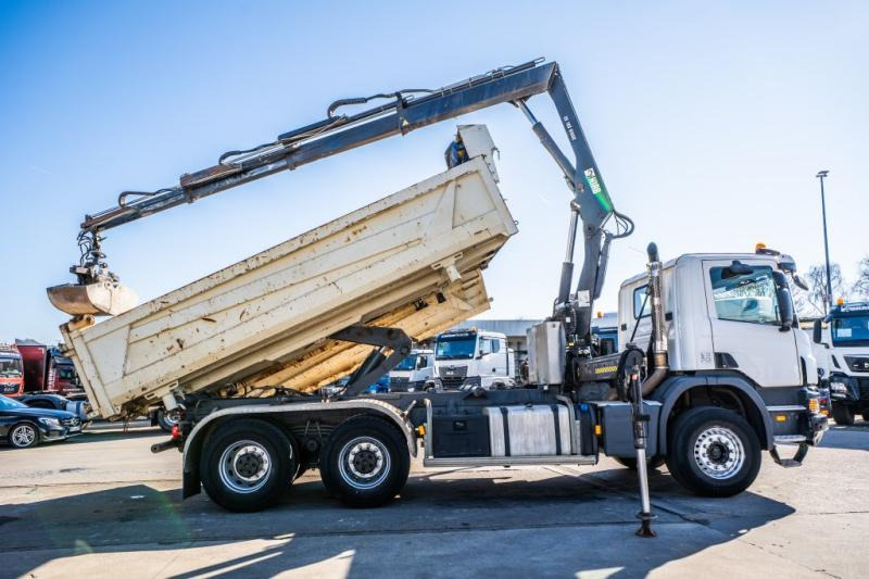 Scania P 400 // BIBENNE // GRUE HIAB 16 t/m // RETARDER - Kipper, Autokran: das Bild 3 Scania P 400 // BIBENNE // GRUE HIAB 16 t/m // RETARDER - Kipper, Autokran: das Bild 3