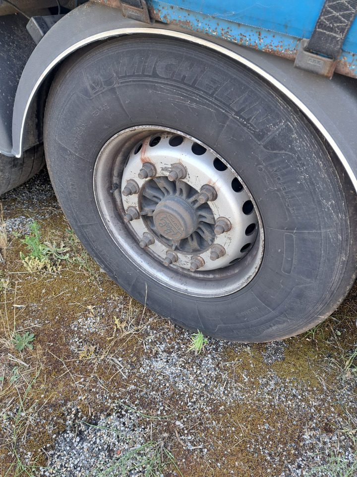 FRUEHAUF - Planenauflieger: das Bild 4 FRUEHAUF - Planenauflieger: das Bild 4