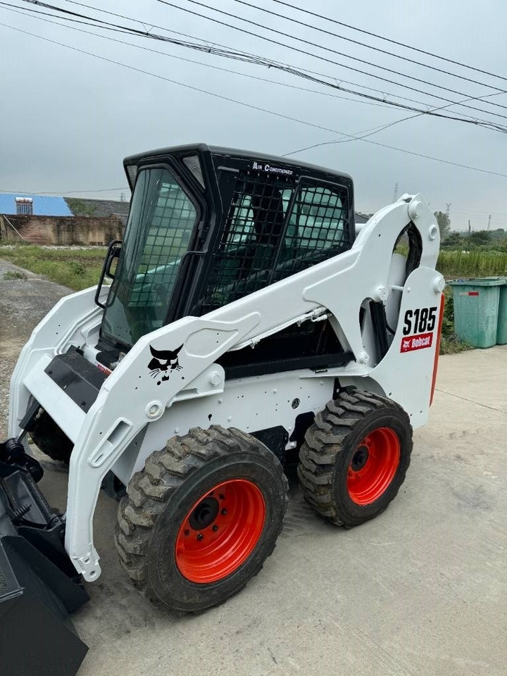 Bobcat S 185 - Kettenbagger: das Bild 3 Bobcat S 185 - Kettenbagger: das Bild 3