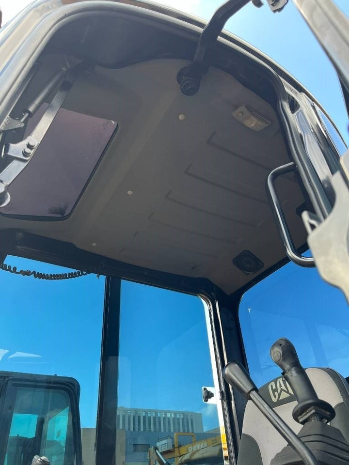CAT 303.5E2 - Minibagger: das Bild 4 CAT 303.5E2 - Minibagger: das Bild 4