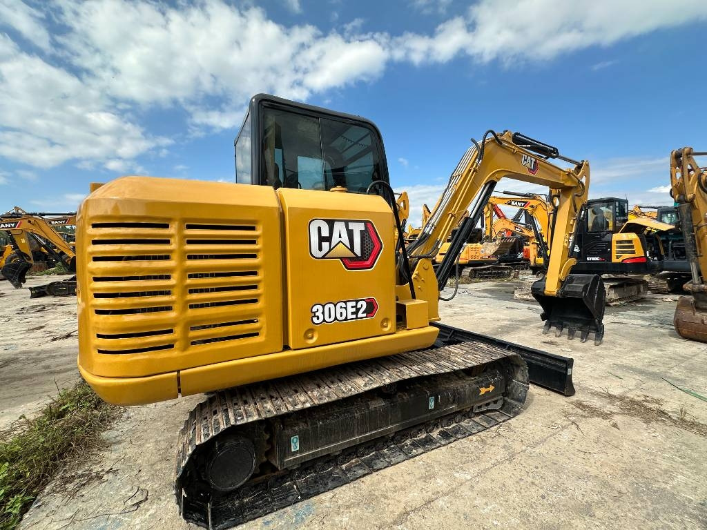 CAT 306E2 - Minibagger: das Bild 1 CAT 306E2 - Minibagger: das Bild 1