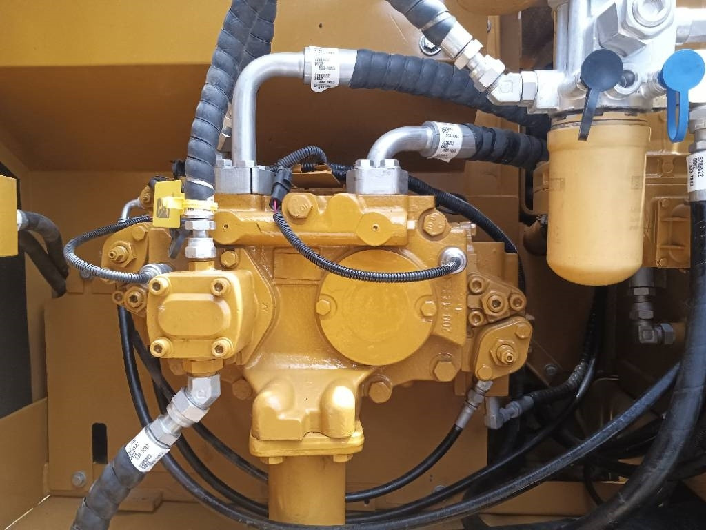 CAT 320D2 - Kettenbagger: das Bild 5 CAT 320D2 - Kettenbagger: das Bild 5