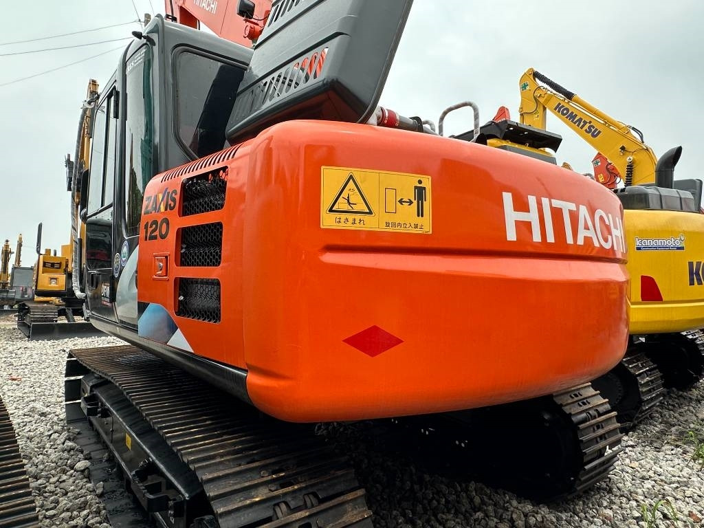 Hitachi ZX 120 - Kettenbagger: das Bild 2 Hitachi ZX 120 - Kettenbagger: das Bild 2