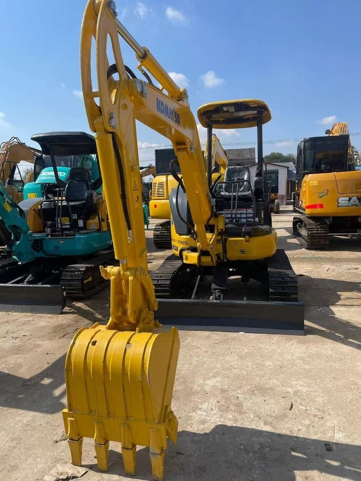 Komatsu PC 35 - Minibagger: das Bild 2 Komatsu PC 35 - Minibagger: das Bild 2