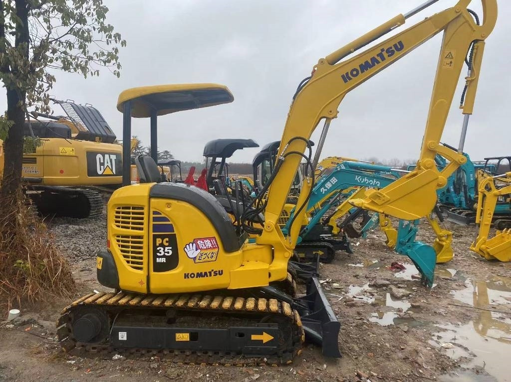 Komatsu PC 35 - Minibagger: das Bild 1 Komatsu PC 35 - Minibagger: das Bild 1