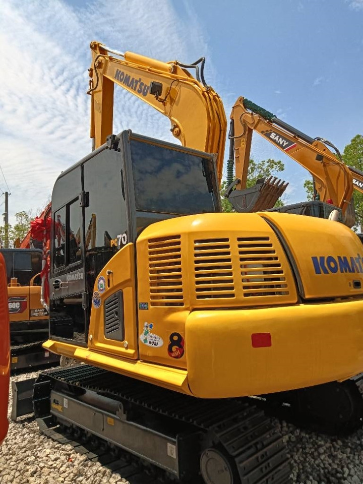 Komatsu PC 70 - Kettenbagger: das Bild 2 Komatsu PC 70 - Kettenbagger: das Bild 2