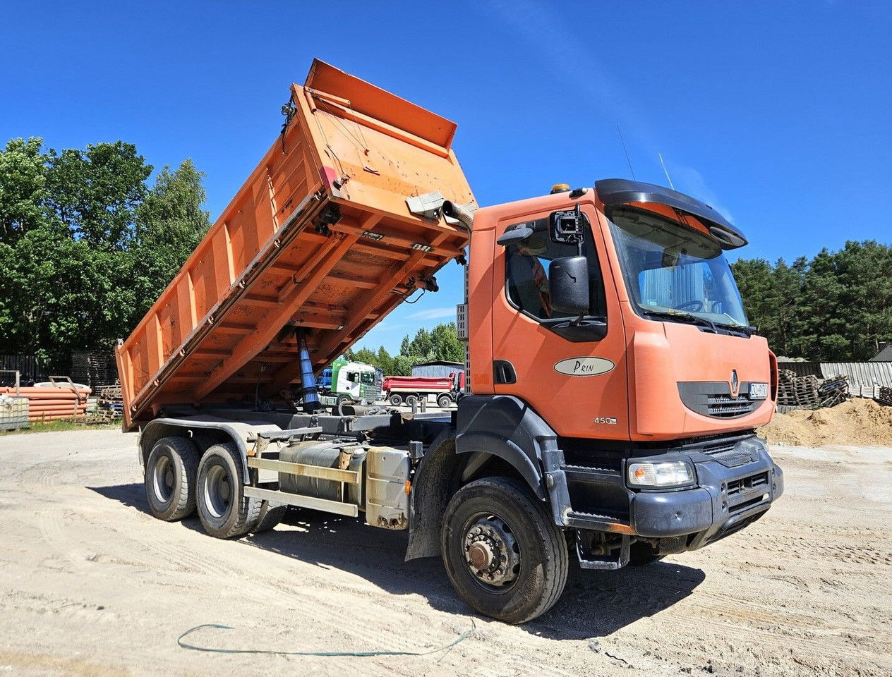 Renault Kerax 450 DXi - 6X6 - Full Spring - Mnual Gearbox - Kipper: das Bild 3 Renault Kerax 450 DXi - 6X6 - Full Spring - Mnual Gearbox - Kipper: das Bild 3