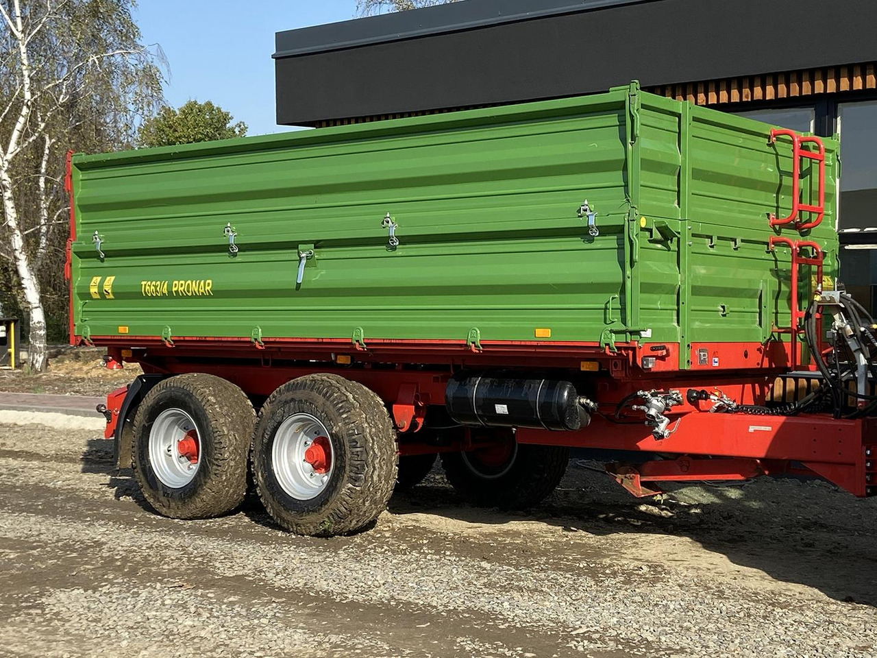 Pronar T, Traktorový náves + šnek, 663/4 - Landwirtschaftlicher Kipper: das Bild 5 Pronar T, Traktorový náves + šnek, 663/4 - Landwirtschaftlicher Kipper: das Bild 5