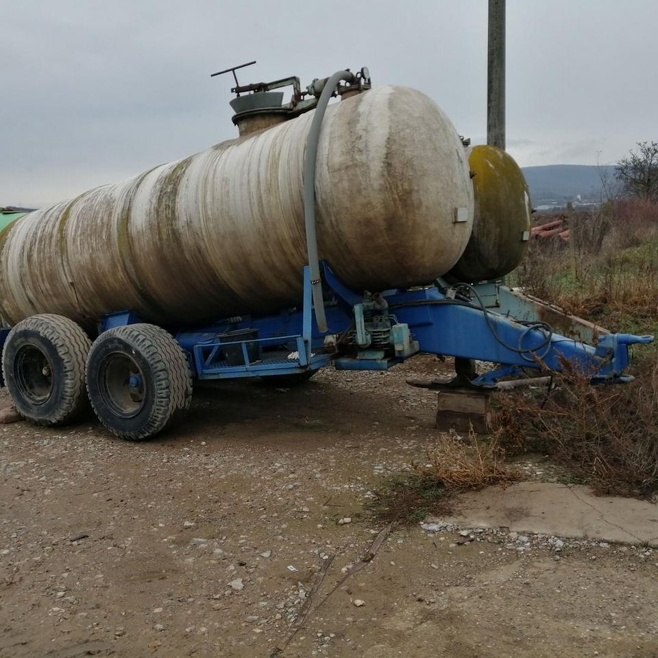 VEB FKB, 1/0, Cisterna 10000l - Tankanhänger: das Bild 1 VEB FKB, 1/0, Cisterna 10000l - Tankanhänger: das Bild 1