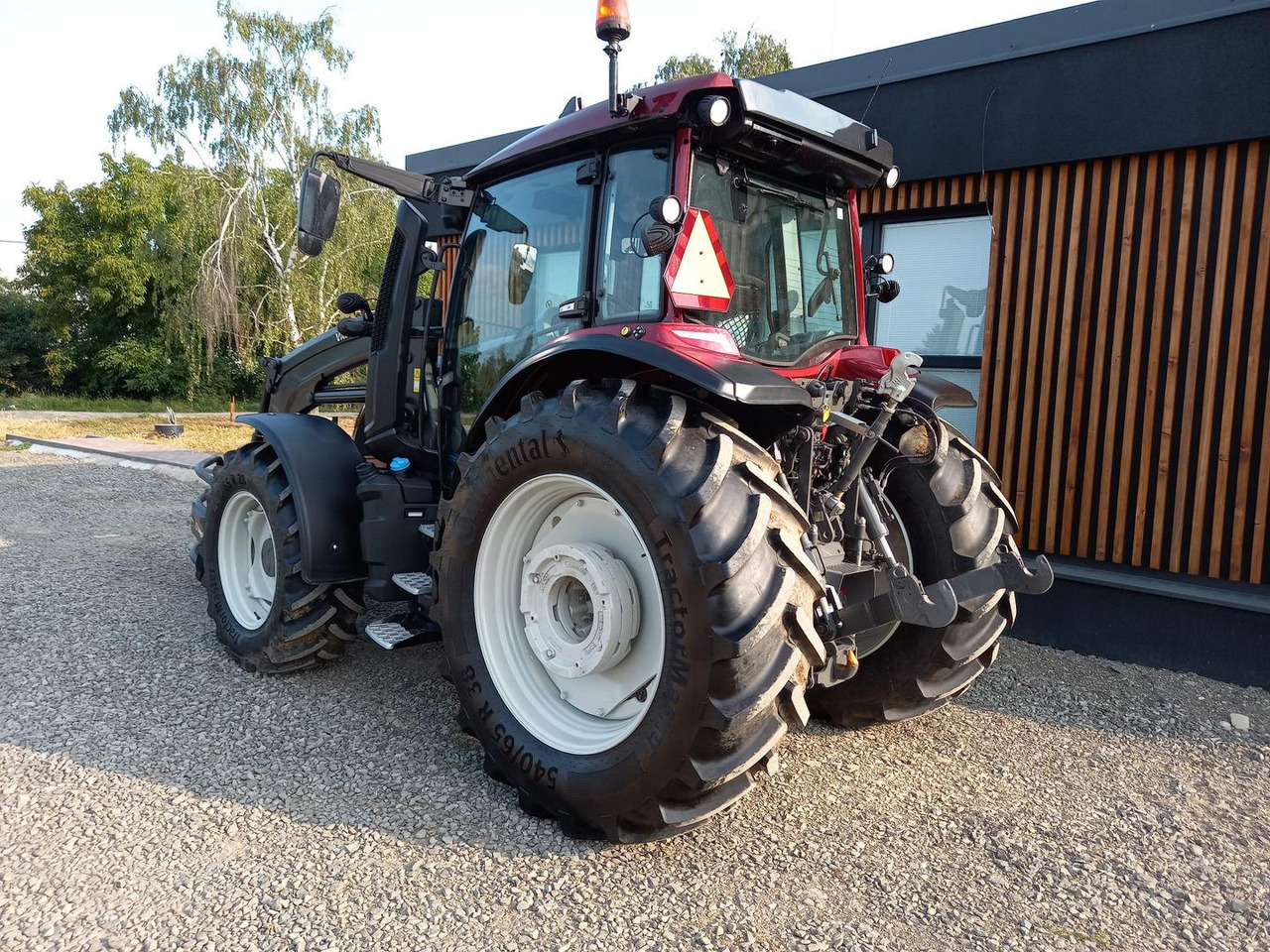 Valtra G, Agco power MBTN - D5, 115 A - Traktor: das Bild 5 Valtra G, Agco power MBTN - D5, 115 A - Traktor: das Bild 5