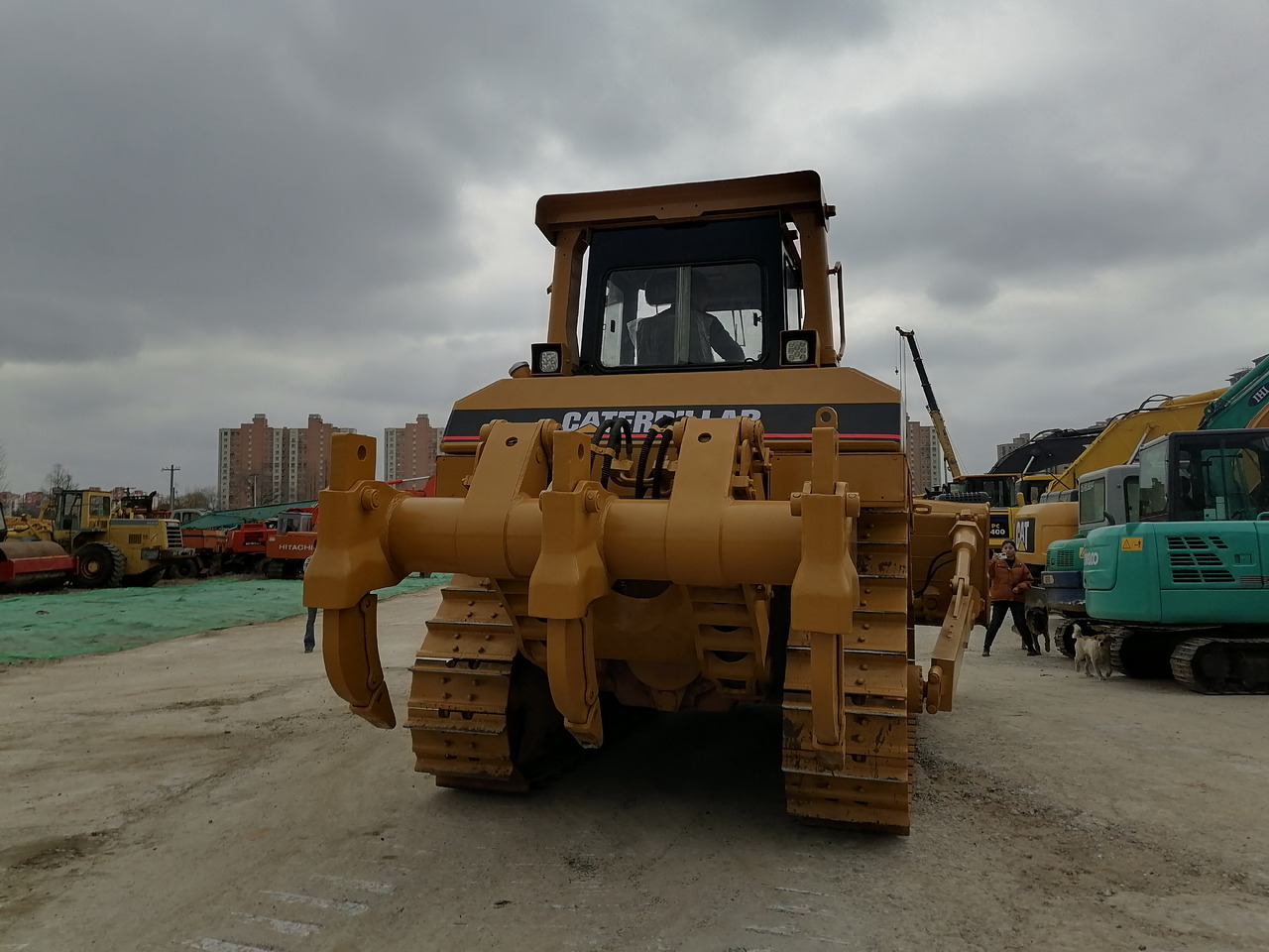 CATERPILLAR D8R - Bulldozer: das Bild 5 CATERPILLAR D8R - Bulldozer: das Bild 5