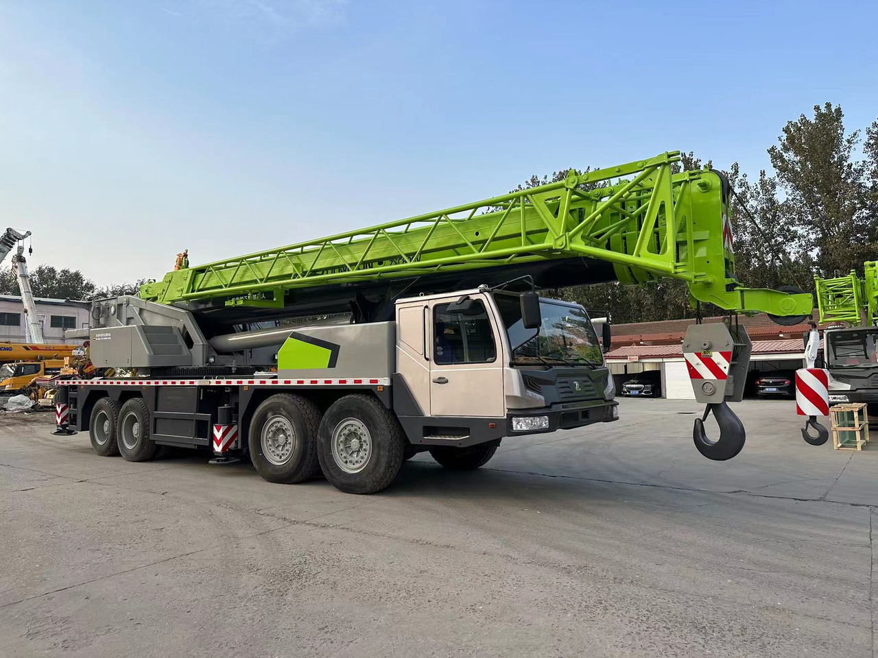 Zoomlion ZTC800V Used 80ton trcuk crane - Mobilkran: das Bild 1 Zoomlion ZTC800V Used 80ton trcuk crane - Mobilkran: das Bild 1