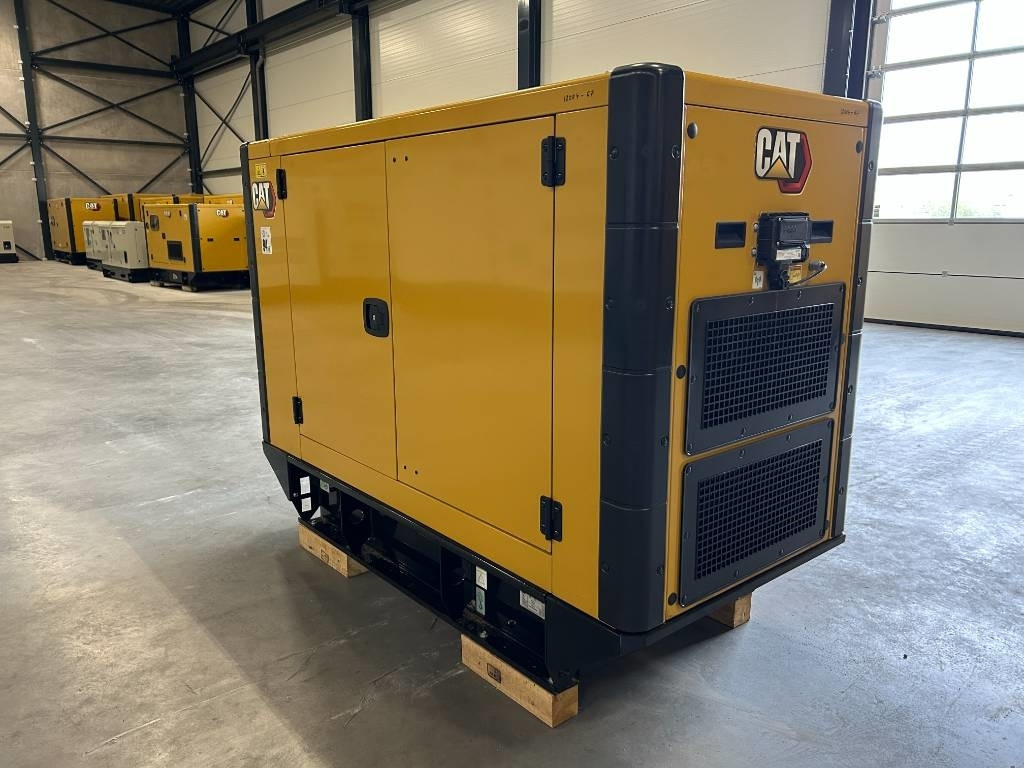CAT DE33E0 - 33 kVA Generator - DPX-18004 - Stromgenerator: das Bild 2 CAT DE33E0 - 33 kVA Generator - DPX-18004 - Stromgenerator: das Bild 2