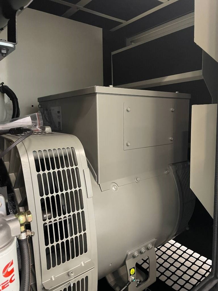 Stromgenerator, Zustand - NEU Cummins 4BTA3.9-G11 - 88 kVA Generator - DPX-19834: das Bild 19